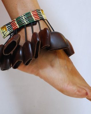 Chocalho de pé Entada