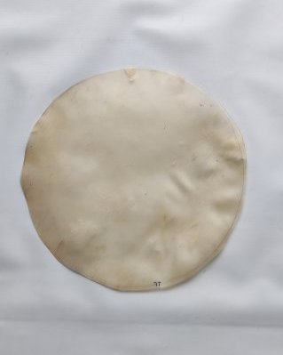 Pele de bezerro / vaca djembê fina sem pelo S